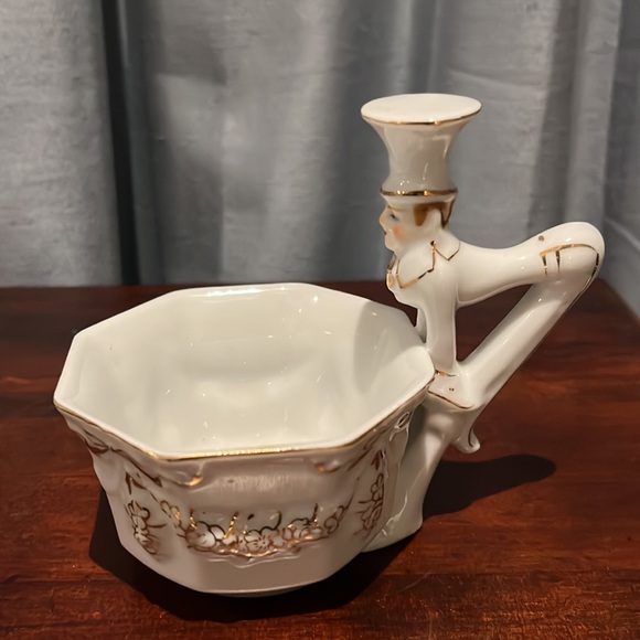 Unusual Mepoco vintage cup & saucer set - figural handle Victorian Lady & Butler - Picture 7 of 16